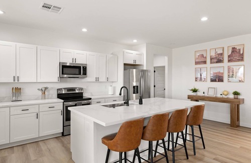 Greenehaven House | Lake Peek + Chic New Retreat + Hot Tubn2 Master Suites+Boat Garage+Game Haven