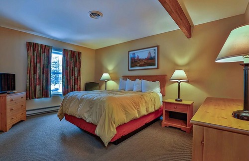 Lake Placid Cabin | Lake Placid Club Resort's best-located chalet with spectacular views.