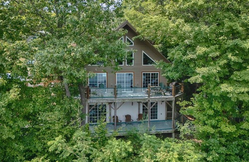 Town of Jerusalem House | Lake Shore Lodge: On Keuka Lake & Near Wine Trail