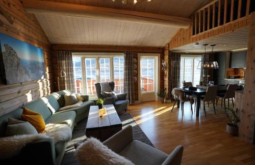 Sykkylven Apartment | Lake View Apartment 2 bedrooms and loft