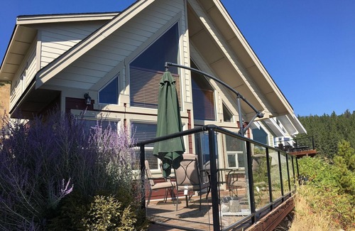 Central Okanagan Cottage | Lake view cottage in Lacasa Resort