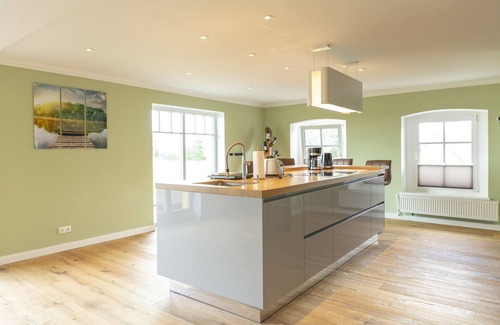 Klein Upahl Apartment | - Lake view -