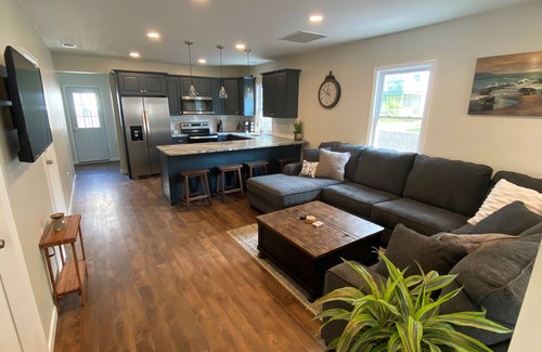 Saratoga Springs House | Lake view Home