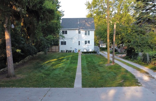North Street Apartment | Lake Views! Prime location. Completely remodeled. Family and pet friendly.