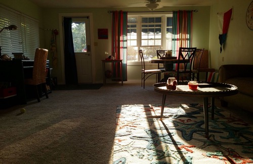 Syracuse House | Lake Wawasee- Morrison Island. Updated 2 Bed, 1Bath Cute Cottage on the water