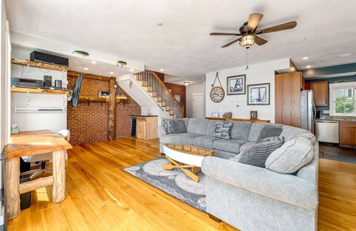 Weirs Beach House | ๐Lake Winni 4 Bedroom home at Akwa Marina! ๐
โต๏ธ