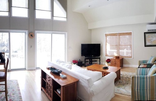 Gilford House | Lake Winnipesaukee Getaway