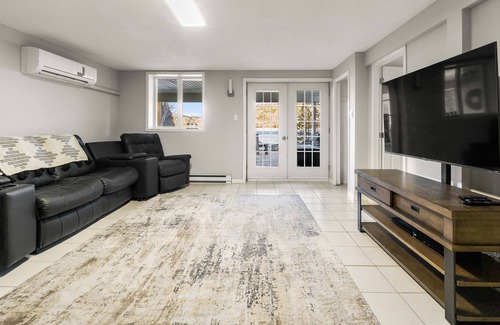Val-des-Bois Cottage | Lakefront Cottage | Sauna | Private Beach