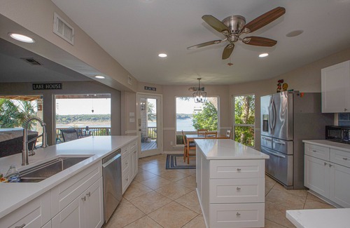 Belton House | Lakefront 3 Bedroom Home with Gorgeous Sunsets and Private Pool & NEW Spa!