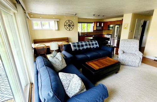 Lake Ann House | Lakefront Bliss: Spacious Home on Lake Ann perfect for Large Family 25 min to TC