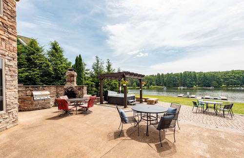 Waterfront Greens House | Lakefront Castle w/Pool, Hot Tub & Dock Slip