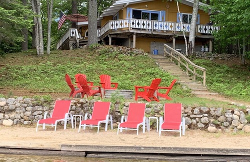 Conway Ski Chalet | Lakefront Chalet in the White Mountains 3 bedrooms-Sleeps 5 NH. License # 044583