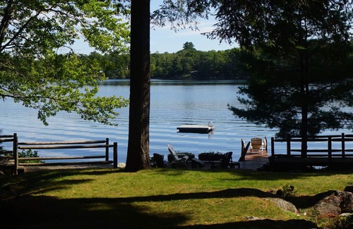 Belgrade Cottage | Lakefront Classic Maine Cottage, Private, for Families ,5 Br, On Quiet Lake