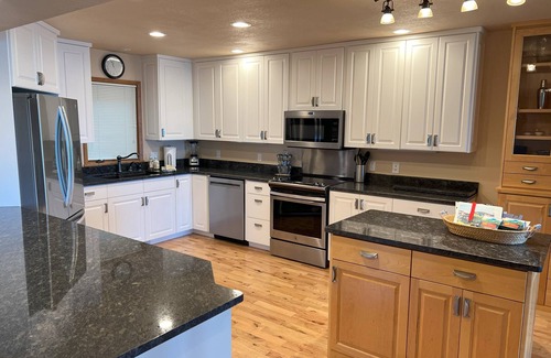 Bigfork House | Lakefront Condo on the Flathead