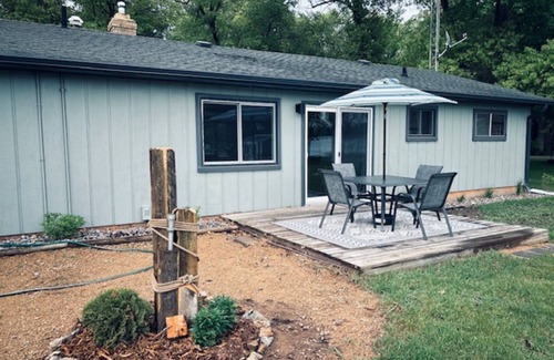 Shawano Cottage | Lakefront Cottage on Washington Lake with Channel Access to Shawano Lake…