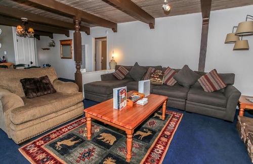 The Village House | Lakefront Cottage