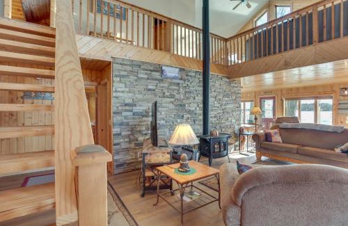 New London House | Lakefront Gem with Dock in New London!