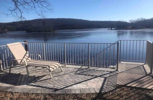 West Milford Cottage | Lakefront Getaway : Mountain & Lakes views