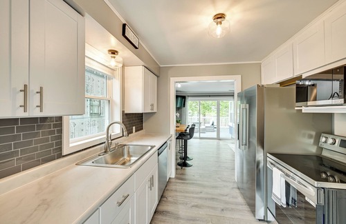 Colon House | Lakefront Getaway w/Private Dock in Colon!