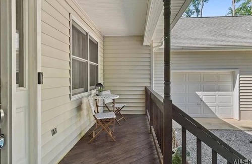 Henrico House | Lakefront getaway with dock & jet ski rentals!