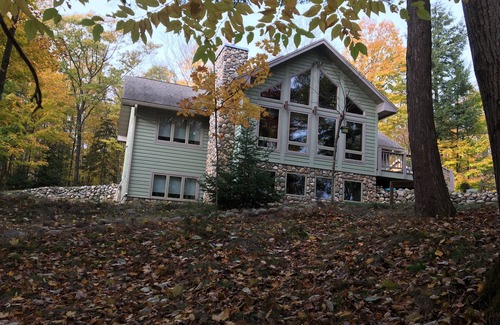 Sayner House | Lakefront Home - Family Vacations, Ice Fishing, Snowmobiling