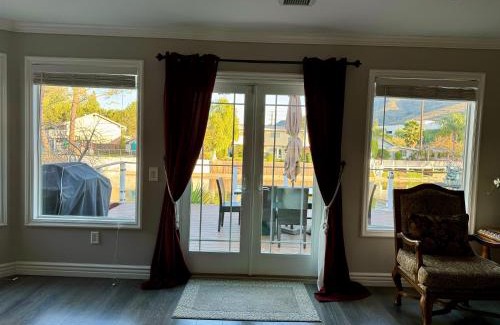 Agoura Hills House | Lakefront House With Breath Taking Views