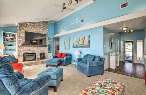 West Livingston House | Lakefront Livingston Home with Grill and Views!