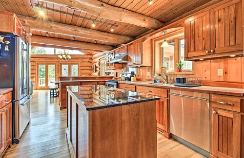 Lutsen Cottage | Lakefront Log Cabin w/Dock ~ 9 Mi to Lutsen Mtn