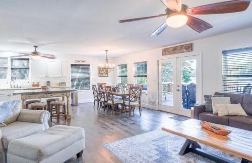 Fort Ann Villa | Lakefront Lookout- 14 S