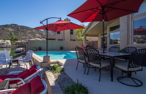 Arrowhead Lakes House | Lakefront Luxury Home Has Everything You Desire! Your Greatest Vacation EVER!