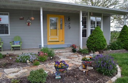 Camdenton House | Lakefront, private dock on cove near HaHa Tonka, Ballparks National Park, kayaks