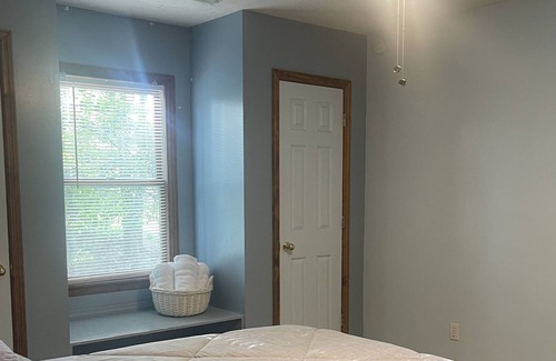 Blairsville House | Lakefront Retreat, Ping Pong, Boat Dock, Sleeps 6
