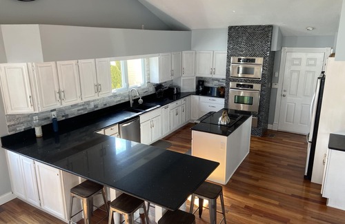 Cicero House | Lakehouse Oasis on Morse Reservoir —Private Getaway for Families & Groups