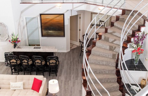 Skiatook House | Lakehouse with private pool