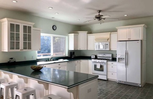 Dayton House | Lakeshore Retreat on Wonderful Flathead Lake!