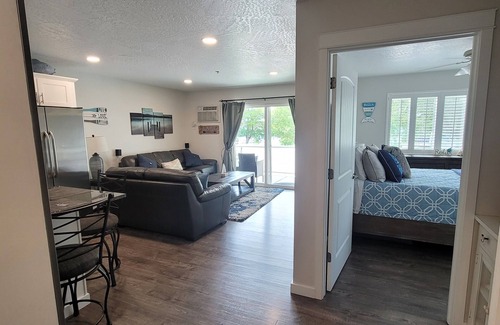 Polson Condo | Lakeside Beach like Condo