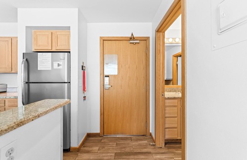 Lakeside Village Condo | Lakeside Condo w/Mountain & Lake Views, Steps to Shops, Dining & Activities!