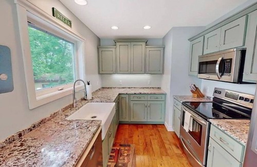 Sauk Centre Cottage | Lakeside Cottage on the Water