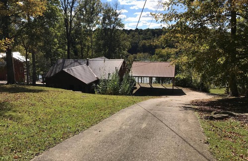 Lindseyville House | Lakeside Dreams - House Located On Beautiful Nolin Lake In Mammoth Cave, KY
