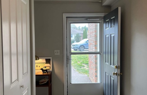 South End Apartment | Lakeside Eclipse Escape