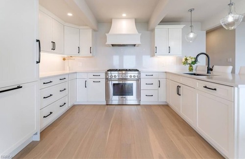 St. Williams Villa | Lakeside Family Villa with views of Lake Erie