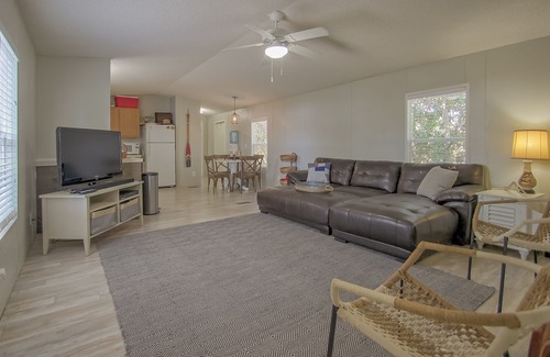 Lakehills House | Lakeside Living @ It's Finest! 180 degree Medina Lake Views!