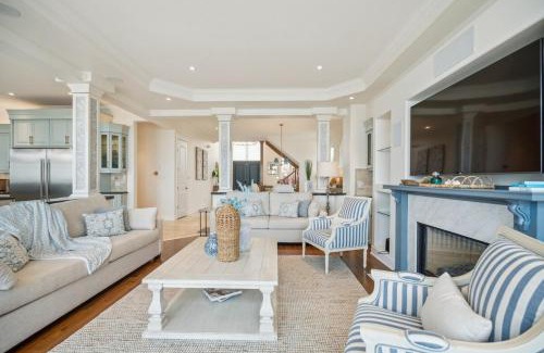 Stoney Creek Villa | Lakeside Villa