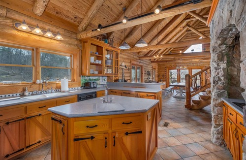 Northport Cabin | Lakeview Cabin Escape: Your Serene Waterside Retreat