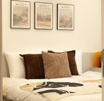 Nhat Tan Apartment | Lakeview Serenity The Eldorado Hanoi Residence
