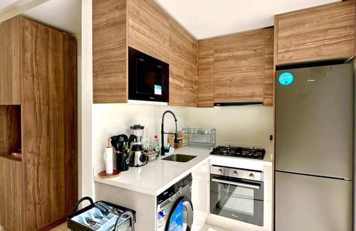 Achakkar Apartment | Lamina | Peaceful Rustic Retreat with Cold Jacuzzi