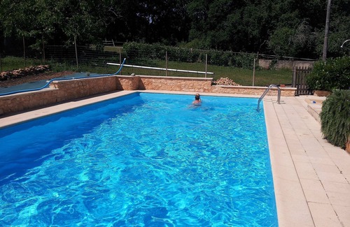 Lanquais Apartment | Lamourlanquais.Eu Gite With Large Pool. 2 Bedroom 4 Person Sitting Room Kitchen