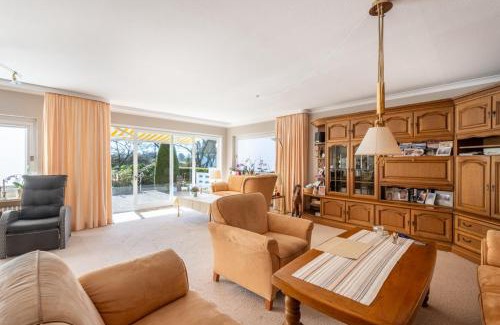 Schenefeld House | Landhaus Amelia- Idylle pur mit Kamin & Sauna