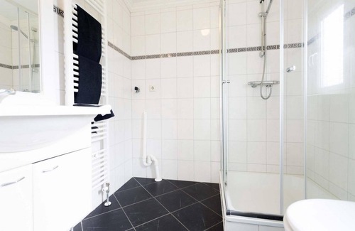 Avenhorn Ski Chalet | ✓ Landhuis at Park Westerkogge ✓ Holiday home for 4 people ✓ Located in Berkhout (North Holland) ✓ Waterfront holiday resort ✓ Book directly at the resort