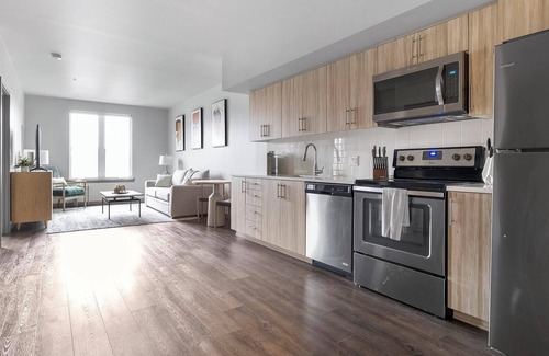 Northwest Portland Apartment | Landing | Amazing 1BD, Courtyard, Gym